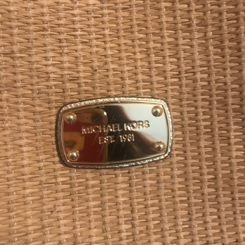 Michael Kors purse - Picture 8 of 10